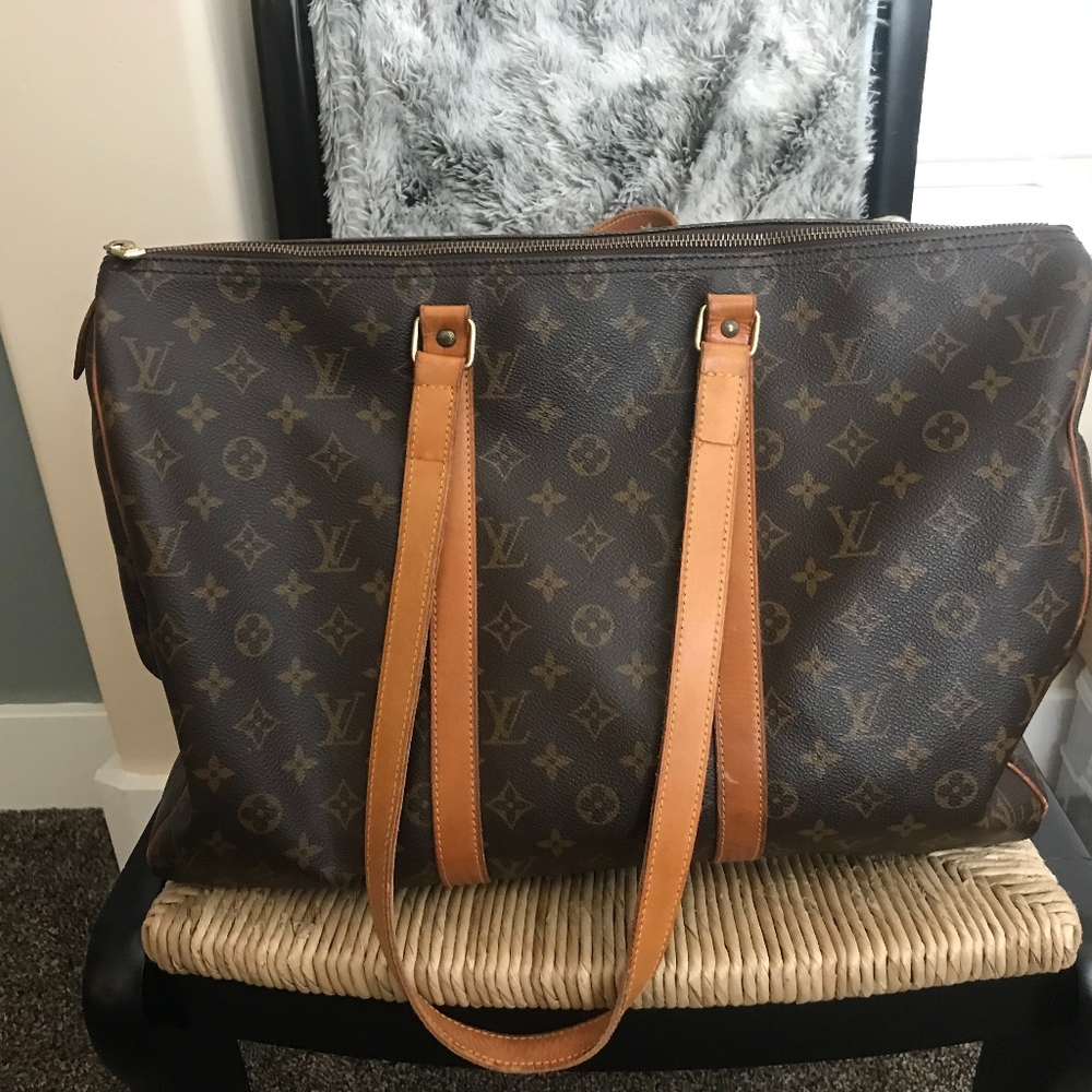 Louis Vuitton Sac Souple 35 Monogram Canvas Weeken